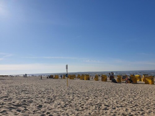 Steubenhöft vacation apartment - your time-out at the North Sea (close to the beach)