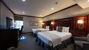 Skrivbord, strykjärn/strykbräda, resesäng och gratis wi-fi