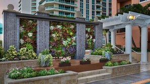 Property grounds - Unforgettable Family Fun at Marriott’s BeachPlace Towers- 2 Bedroom Villa (Fort Lauderdale)