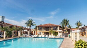 Pool - Duplex em Porto Seguro com Acesso a Praia Axe Moi (Porto Seguro)