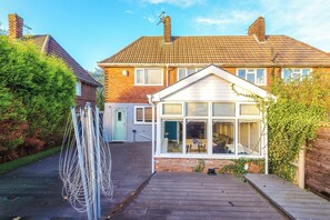 Exterior - Modern 3-Bed - Near Etihad & City Centre (Manchester)