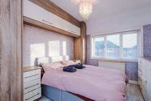 Tende oscuranti, ferro/asse da stiro, Wi-Fi gratuito