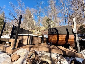 Property grounds - Newly Remodeled A-Frame 5 min drive to Sundance (Sundance)