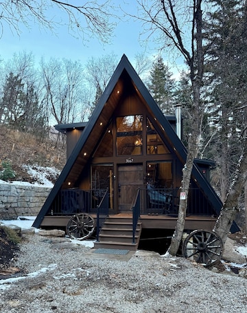 Exterior. Newly Remodeled A-Frame 5 min drive to Sundance