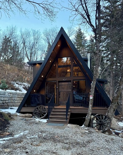 Newly Remodeled A-Frame 5 min drive to Sundance