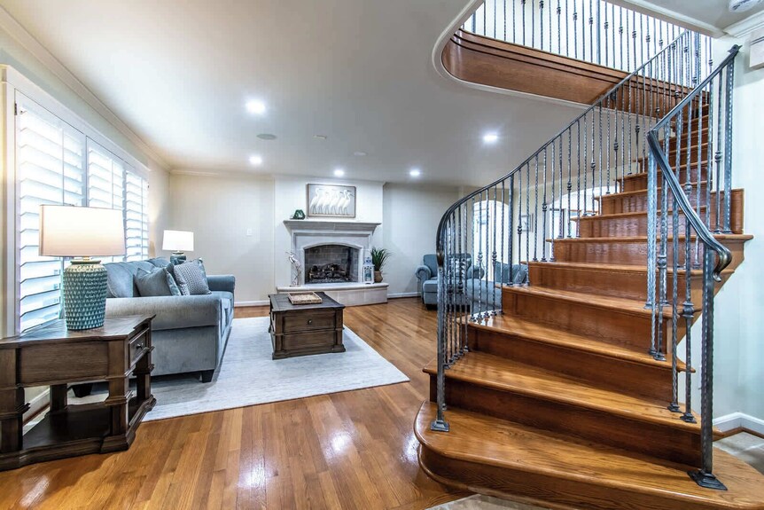 Ocean Drive Grand Estate Sleeps 54 Pool - Corpus Christi, TX