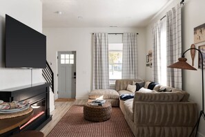 TV, fireplace - New Listing: Family Ski Lodge, Hot Tub, Pickleball (South Salt Lake)