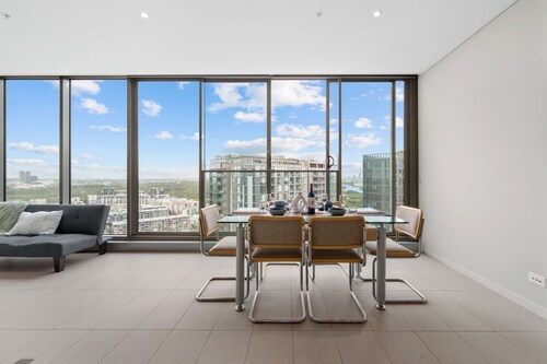 High-Rise Haven with Spectacular Skyline Views