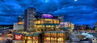 3BR Family Meridian Home ★Sleeps 6 ★ 5 Min to The Village ★ Indoor–Outdoor Patio