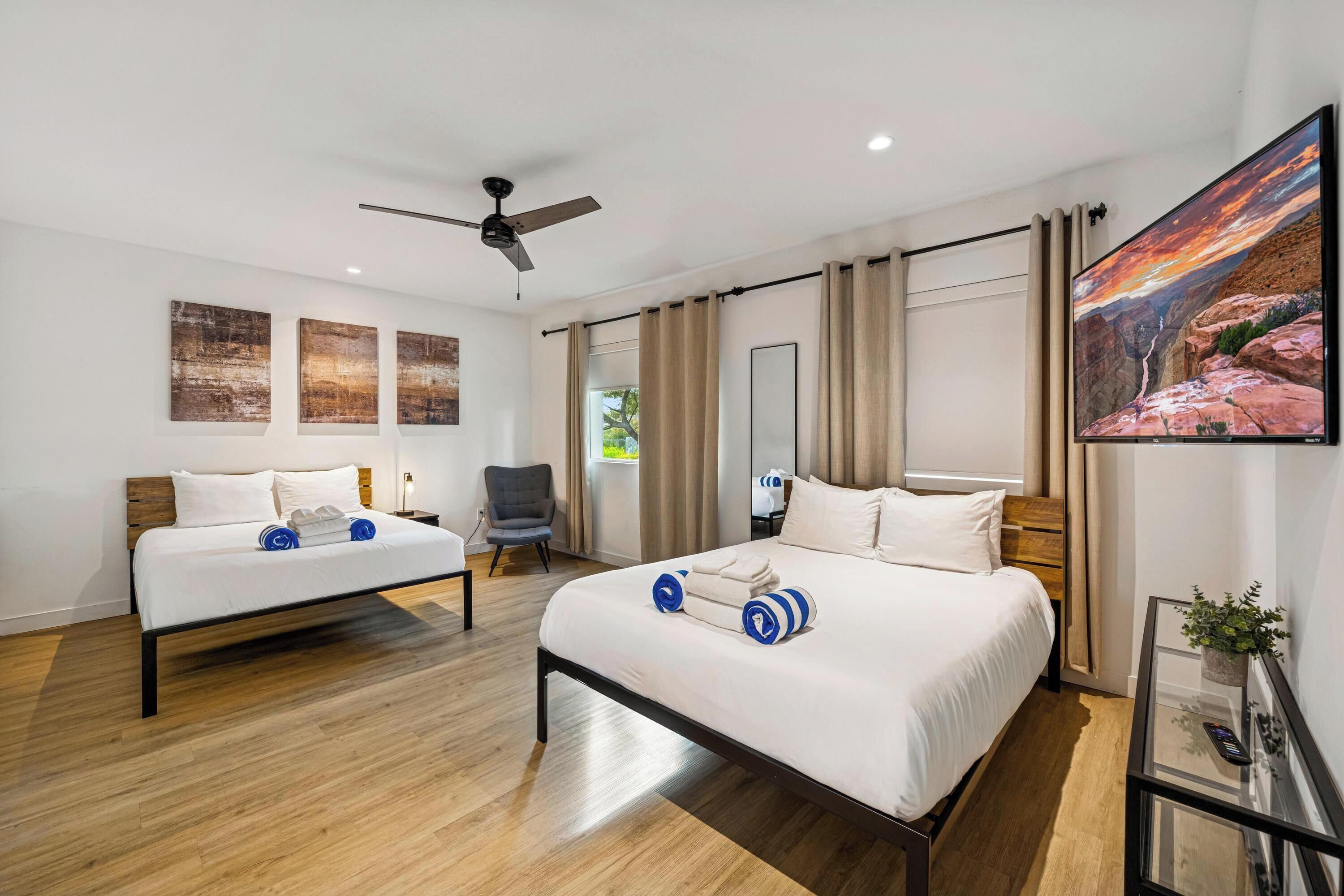 Appartement Standard | Espace de travail pour ordinateur portable, fer et planche à repasser