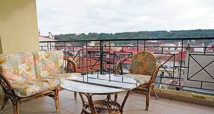 Central Grevena Retreat With Mountain Views