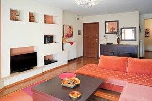 Apartment | 2 bedrooms, Internet - Central Grevena Retreat With Mountain Views (Grevena)