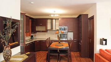 Apartment | 2 bedrooms, Internet