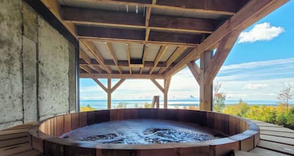 Les Ăboulements: Chalet, View, Spa & Activities