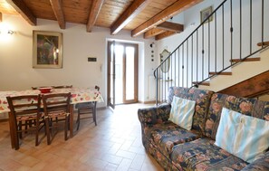 TV - Gorgeous apartment in Loiano with WiFi (Loiano)