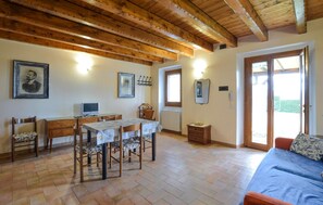 Interior - Awesome apartment in Loiano with WiFi (Loiano)