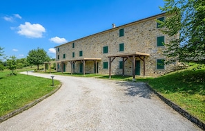 Exterior - Awesome apartment in Loiano with WiFi (Loiano)
