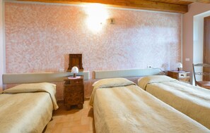 1 bedroom, iron/ironing board, free WiFi - 1 bedroom nice apartment in Loiano (Loiano)