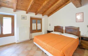 1 bedroom, iron/ironing board, free WiFi - Lovely apartment in Loiano with WiFi (Loiano)