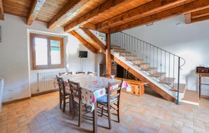 Dining - Lovely apartment in Loiano with WiFi (Loiano)