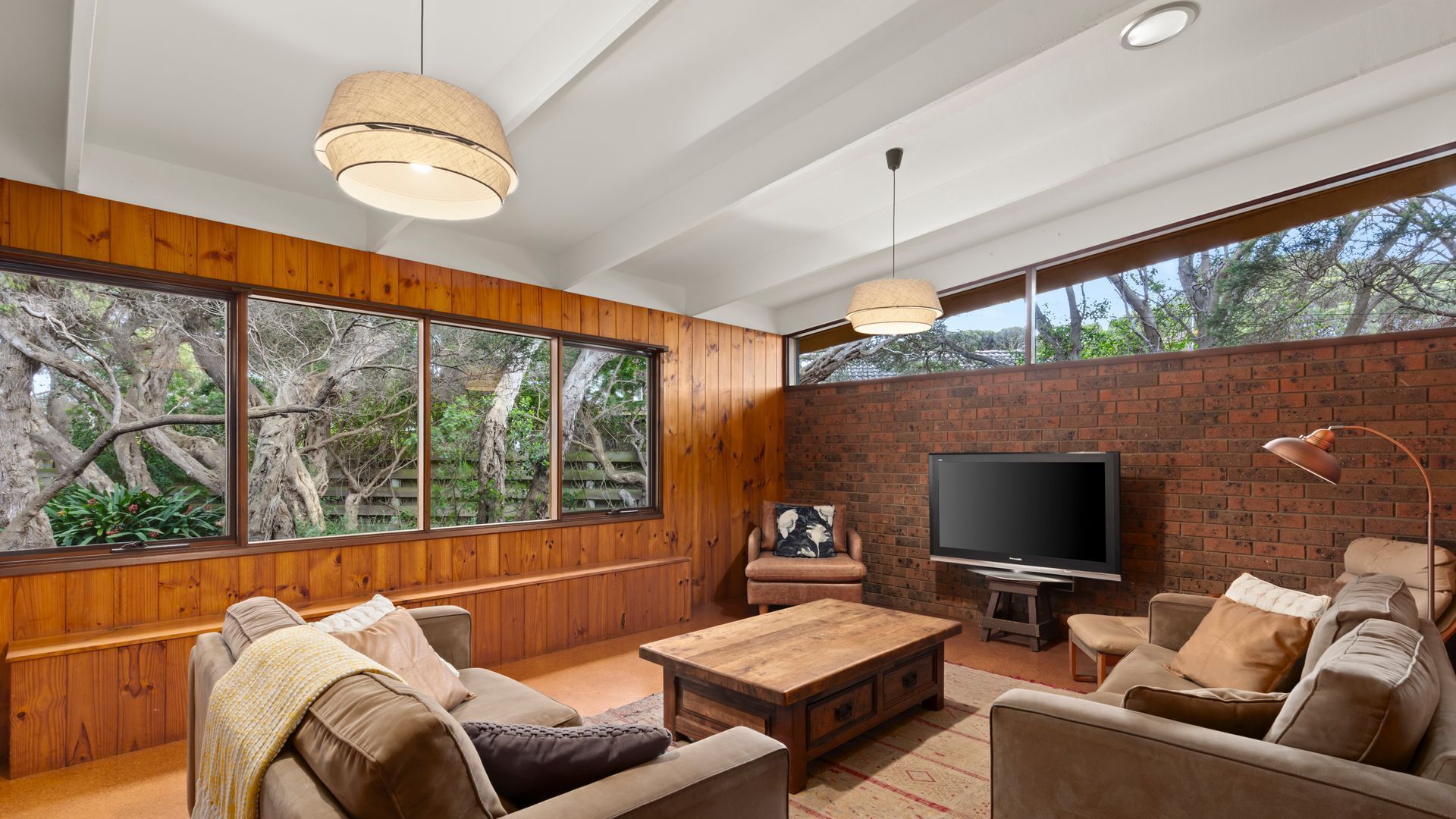 TV, fireplace, DVD player