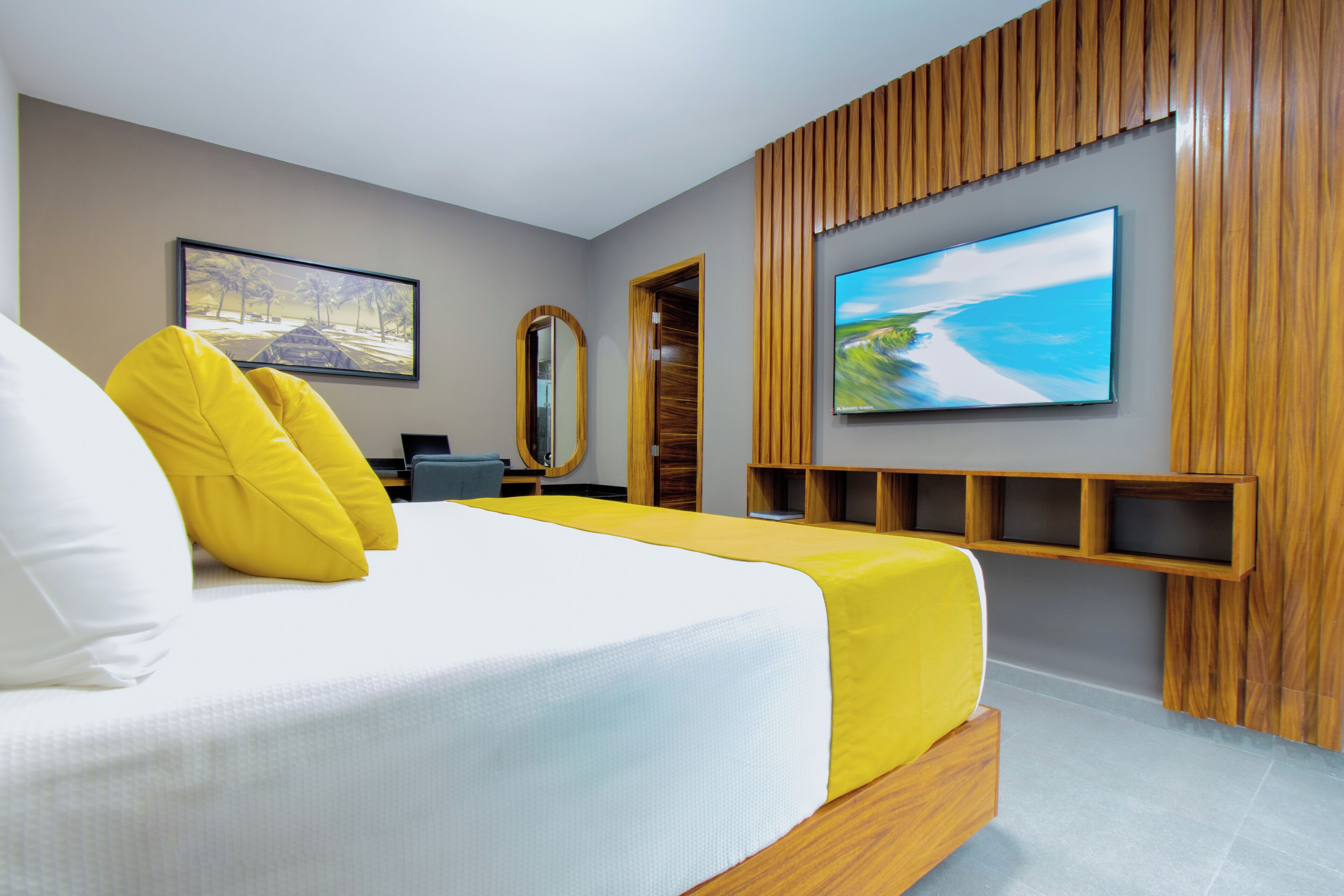 Superior Double Room | In-room safe, desk, laptop workspace, blackout drapes