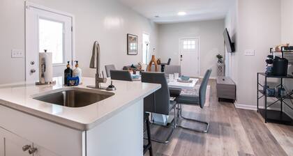 Magic City Manor: Groups/Driveway/Game Room/Wifi