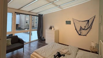 Bügeleisen/Bügelbrett, WLAN, Bettwäsche