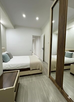 Comfort-lejlighed - balkon - byudsigt | Gratis Wi-Fi