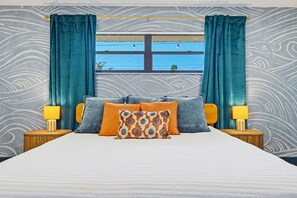 4 Schlafzimmer, Schreibtisch, Bügeleisen/Bügelbrett, Reisekinderbett