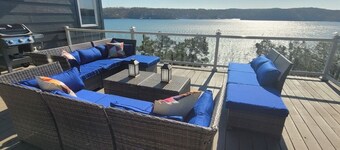 Ozarks 6BR Getaway — Perfect for Groups & Families