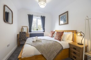 3 chambres, bureau, fer et planche à repasser, Wi-Fi gratuit