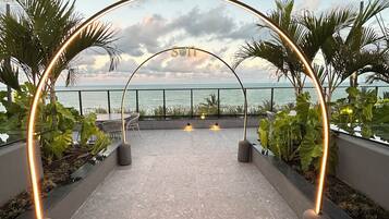 Basic Apartment | Terrace/patio