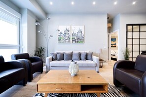 Smart TV - The Vegas Homes Prosperity (Madrid)