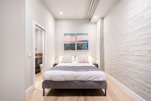 3 bedrooms, iron/ironing board, free WiFi, bed sheets - The Vegas Homes Prosperity (Madrid)