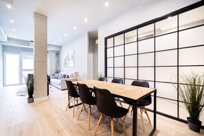 Dining - The Vegas Homes Prosperity (Madrid)