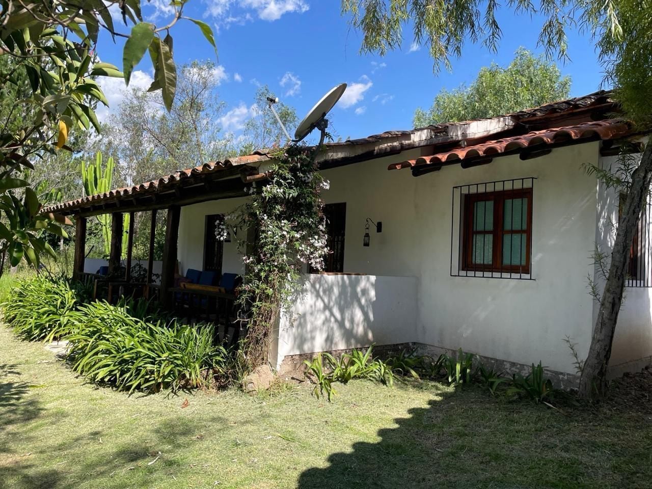 Fachada de la propiedad