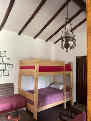 Free WiFi - Casa Huaraz by Wynwood House (Yungar)