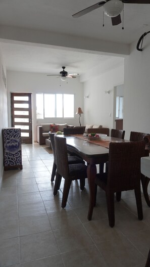 Dining - Nice apartment located in the safest area of Acapulco. 4km from Costera (Acapulco de Juárez)