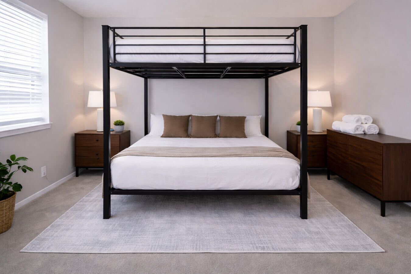 Desk, iron/ironing board, WiFi, bed sheets