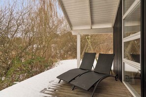 Terrace/patio - Family-friendly holiday home with spa and sauna (Knebel)