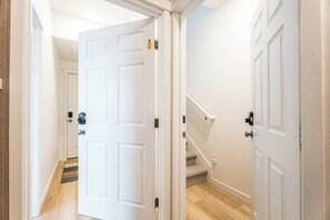 Interior - #StayinMyDistrict King Studio Near The Village (Boise)