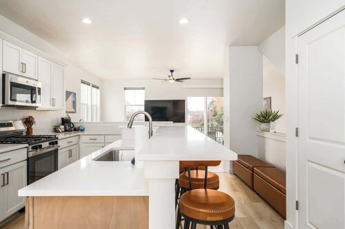 #StayInMyDistrict West Boise Spacious ExecutiveTownhome