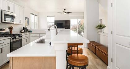 #StayInMyDistrict West Boise Spacious ExecutiveTownhome