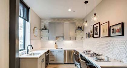 Stuart - Stylish 2-Bedroom Apartment