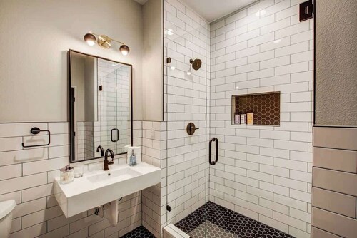 Stuart - Stylish 2-Bedroom Apartment