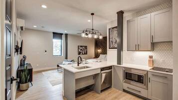 Microwave, oven, stovetop, dishwasher