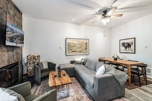 TV - Mountain Comfort | Golf, Hike, + Ski Nearby | Avon (Avon)
