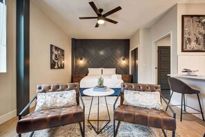 TV - RALEIGH - Modern ADA-Accessible Studio (Denver)