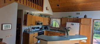 Spacious 3BR Lake Cabin – Fishing, Fire Pit & ATV/UTV Access